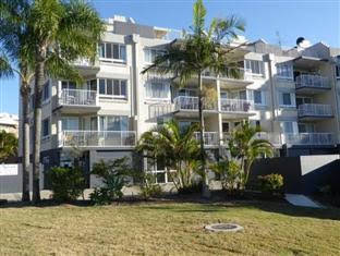 Mainsail Holiday Apartments - Sunshine Coast Guide 4