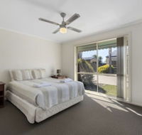 Kennedy Holiday Resort - Sunshine Coast Guide