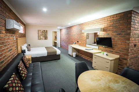 Australian Settlers Motor Inn - Sunshine Coast Guide 6