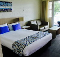 Zorba Motel - Sunshine Coast Guide