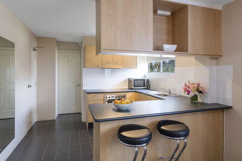 Waldorf Drummoyne Serviced Apartments - Sunshine Coast Guide 4