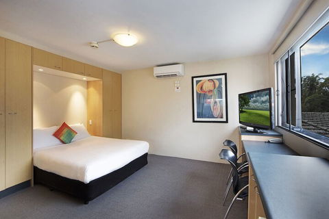 Waldorf Drummoyne Serviced Apartments - Sunshine Coast Guide 1