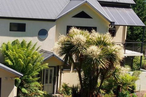 Launceston Bed & Breakfast Retreat - Sunshine Coast Guide 6