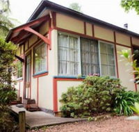 Secrets Hideaway - Sunshine Coast Guide