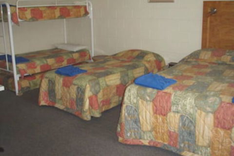 Island Motel Kingscote - Sunshine Coast Guide 5