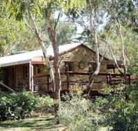 1860 Wine Country Cottages - Sunshine Coast Guide