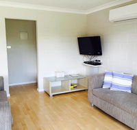 Emerald Apartment - Sunshine Coast Guide