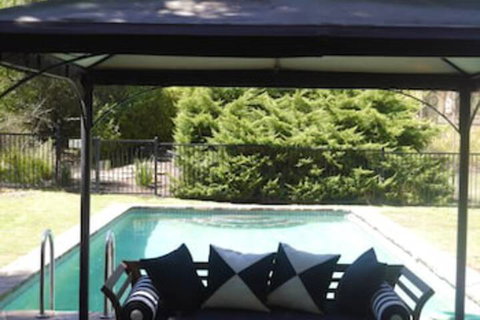 The Lodge Country House - Sunshine Coast Guide 1