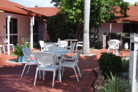 Monte Carlo Motor Inn - Sunshine Coast Guide 3