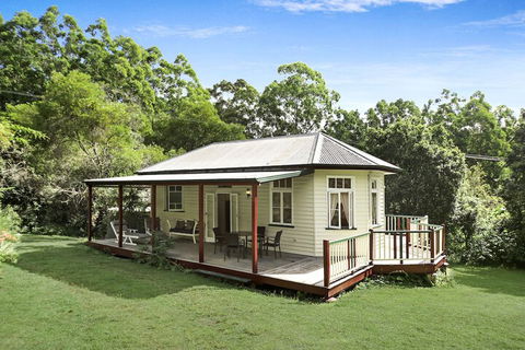 Avalon Noosa Farm Cottages - Sunshine Coast Guide 4