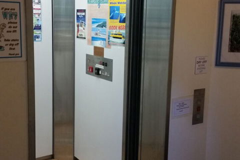 Alexander Beachfront Apartments - Sunshine Coast Guide 7