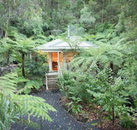 Myers Creek Cascades Luxury Cottages - Sunshine Coast Guide