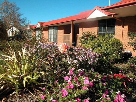 Ambassador Motor Inn Ballarat - Sunshine Coast Guide 0