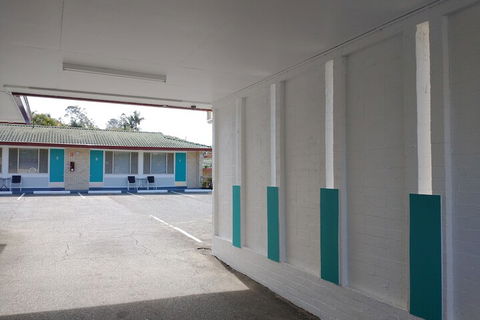 Aspley Sunset Motel - Sunshine Coast Guide 2