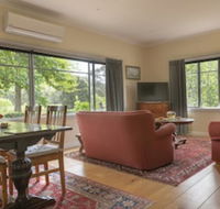 Glenlowren - Sunshine Coast Guide