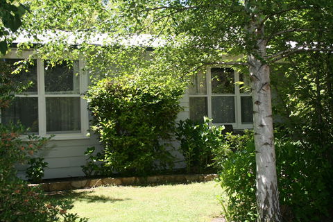 Elm Lodge - Sunshine Coast Guide 4