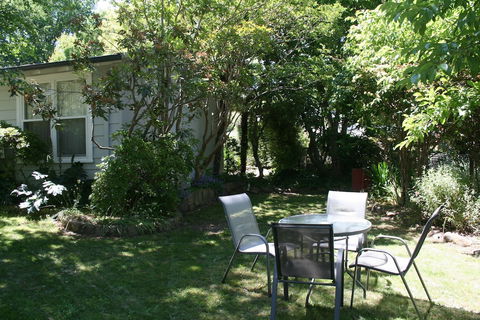 Elm Lodge - Sunshine Coast Guide 3