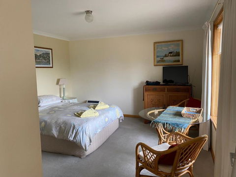 Protea Hill - Sunshine Coast Guide 4