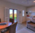 Bridle Guesthouse - Sunshine Coast Guide