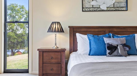 Ravensbourne Escape Stella Luna - Sunshine Coast Guide 2