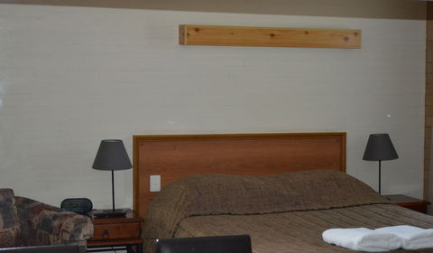 Alexander Motor Inn Moree - Sunshine Coast Guide 5