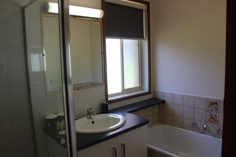 Australian Home Away At East Doncaster Andersons Creek 1 - Sunshine Coast Guide 4