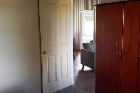 Neerim Country Cottages - Sunshine Coast Guide 7