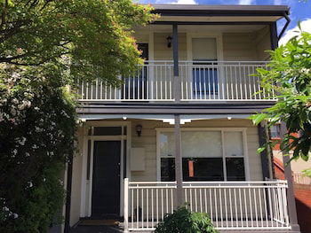 Terrace On Walbourne - Sunshine Coast Guide 0
