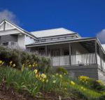 House on the Hill Bed  Breakfast - Sunshine Coast Guide
