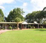 McCarthy Lake House - Sunshine Coast Guide