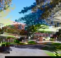 Poplars at Mittagong - Sunshine Coast Guide