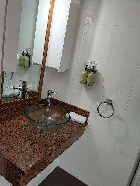 Ayr Travellers Motel - Sunshine Coast Guide 5