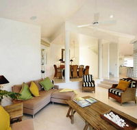 43 Cooran Court - Sunshine Coast Guide