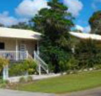 Tinaroo Sunset Retreat - Sunshine Coast Guide