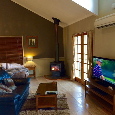 Maleny Luxury Cottages - Sunshine Coast Guide 6