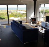Coorong Waterfront Retreat - Sunshine Coast Guide
