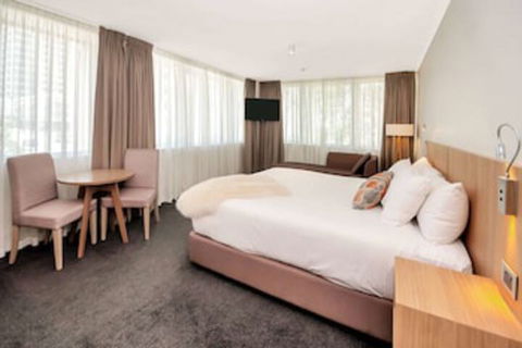 Clarion Hotel Townsville - Sunshine Coast Guide 0