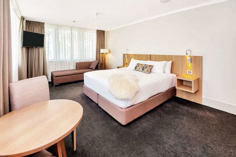 Clarion Hotel Townsville - Sunshine Coast Guide 6