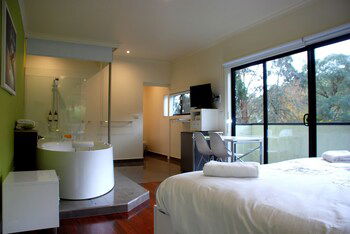 Deville At Healesville - Sunshine Coast Guide 4