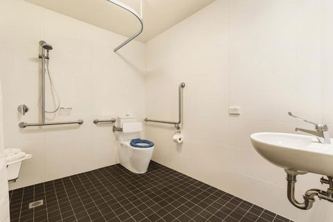 Quest Melbourne Airport - Sunshine Coast Guide 1