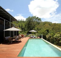 Phoenix Eumundi Bed  Breakfast - Sunshine Coast Guide