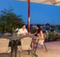 La Marina Waterfront Villa - Sunshine Coast Guide