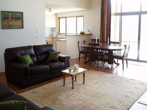 Hawksview At Mafeking - Sunshine Coast Guide 4