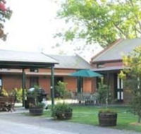 Mansfield Traveller's Lodge - Sunshine Coast Guide