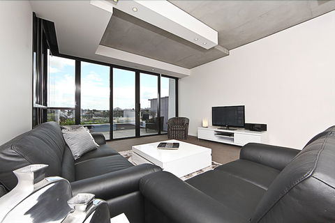 Accommodate Canberra - The ApARTments - Sunshine Coast Guide 4