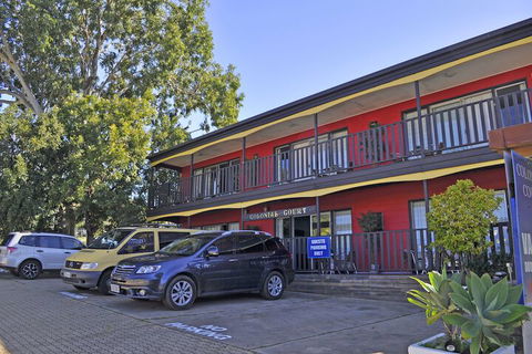 Colonial Court Beachfront Motel And Holiday Stay - Sunshine Coast Guide 6
