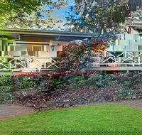 Bendles Cottages and Country Villas - Sunshine Coast Guide