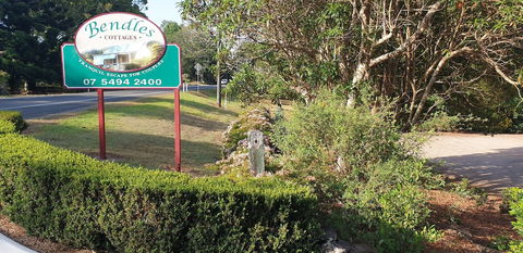 Bendles Cottages And Country Villas - Sunshine Coast Guide 1