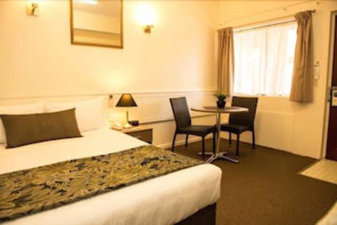 Garden City Motor Inn Mt Gravatt - Sunshine Coast Guide 2