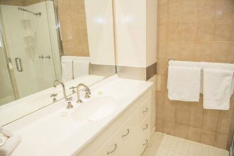 Garden City Motor Inn Mt Gravatt - Sunshine Coast Guide 5